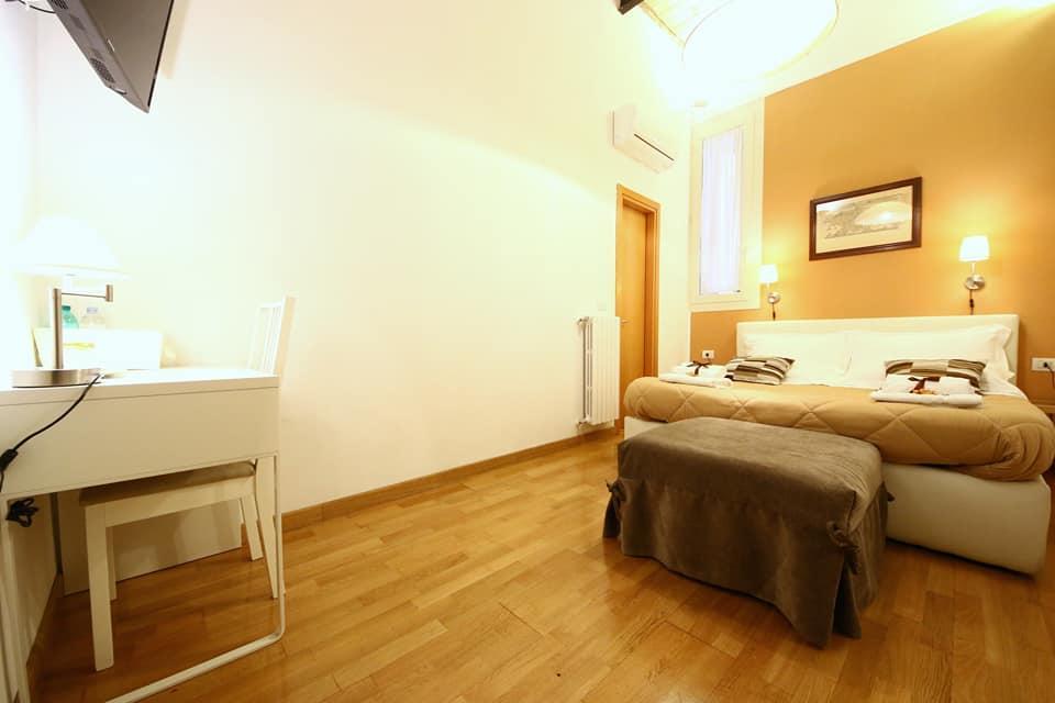 Talismano Luxury Rooms & Apartments Naples Extérieur photo